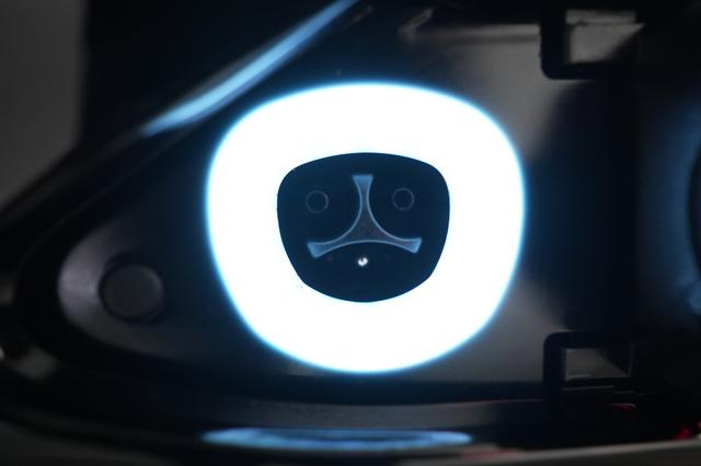 2022 Tesla Model S — photo 8 of 24