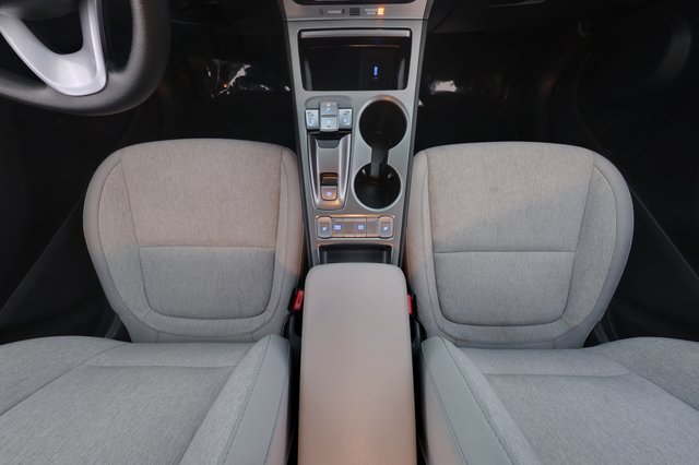 2023 Hyundai Kona Electric — photo 21 of 24