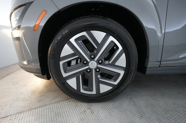 2023 Hyundai Kona Electric — photo 15 of 24