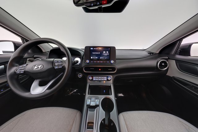 2023 Hyundai Kona Electric — photo 20 of 24