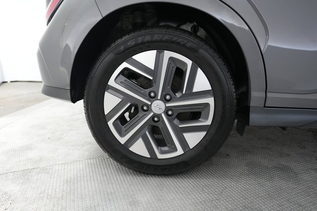 2023 Hyundai Kona Electric — photo 17 of 24
