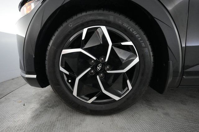 2023 Hyundai IONIQ 5 — photo 15 of 22