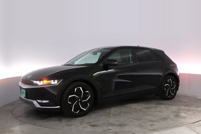 2023 Hyundai IONIQ 5 — photo 14 of 22