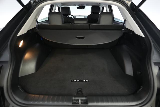 2023 Hyundai IONIQ 5 — photo 6 of 22