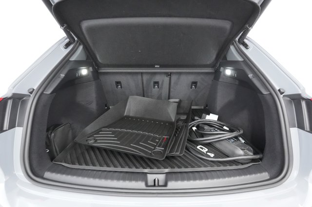 2022 Audi Q4 e-tron — photo 21 of 27