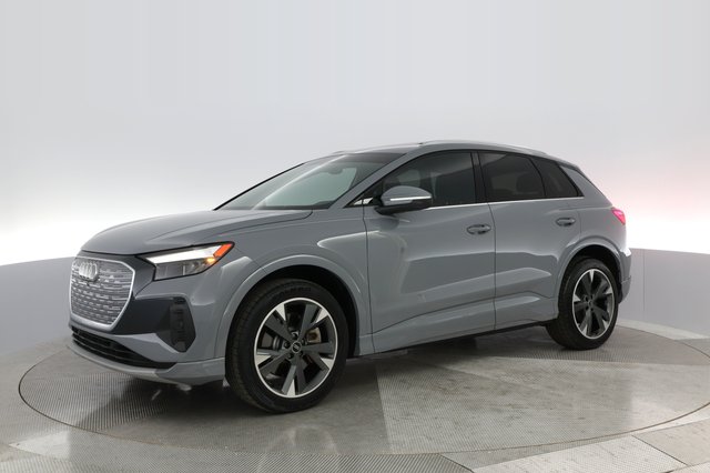 2022 Audi Q4 e-tron — photo 12 of 27