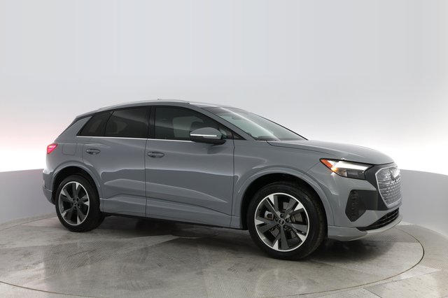 2022 Audi Q4 e-tron — photo 8 of 27