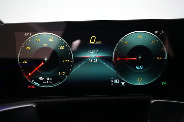 2023 Mercedes-Benz EQB — photo 5 of 24