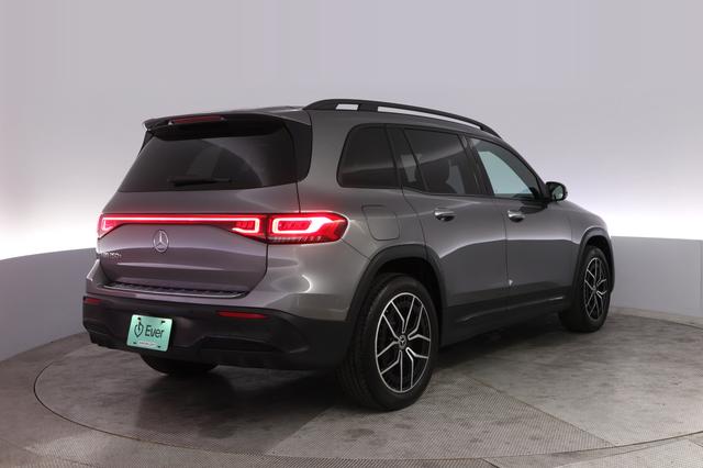 2023 Mercedes-Benz EQB — photo 2 of 24