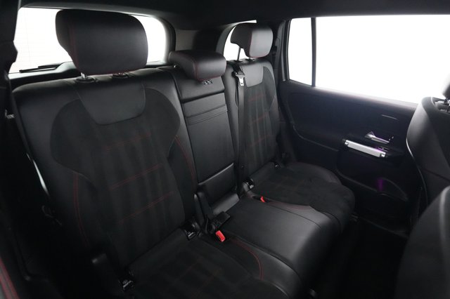 2023 Mercedes-Benz EQB — photo 4 of 24