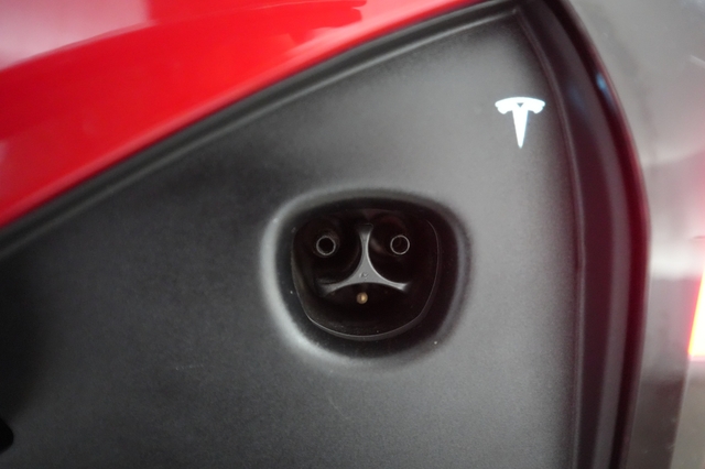 2023 Tesla Model S