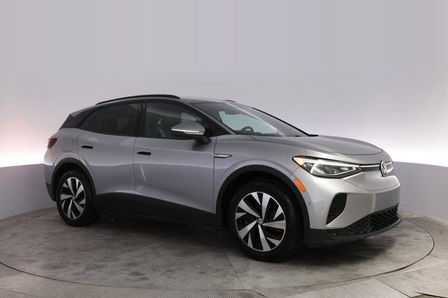 2023 Volkswagen ID.4 — photo 11 of 27