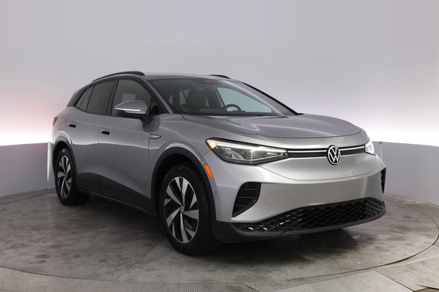 2023 Volkswagen ID.4 — photo 10 of 27