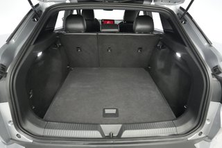 2023 Volkswagen ID.4 — photo 6 of 27