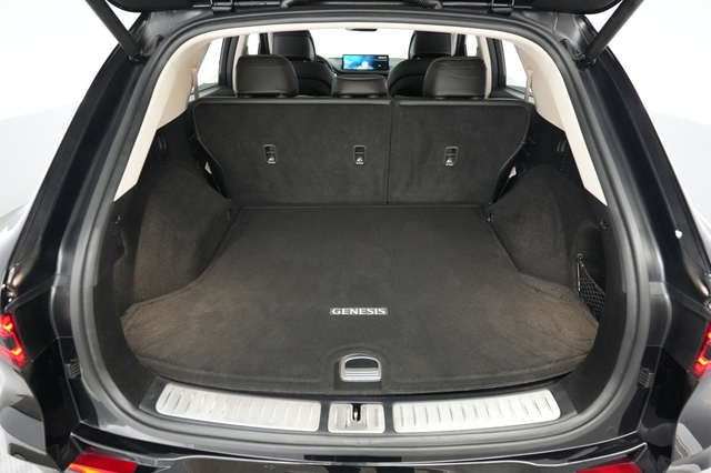 2023 Genesis Electrified GV70