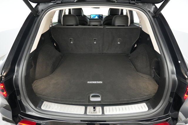 2023 Genesis Electrified GV70 — photo 6 of 21