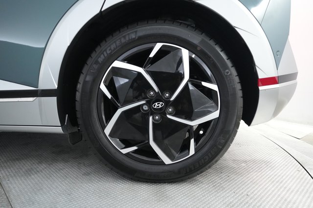 2024 Hyundai IONIQ 5 — photo 7 of 24