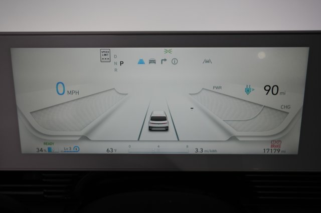 2024 Hyundai IONIQ 5 — photo 5 of 24