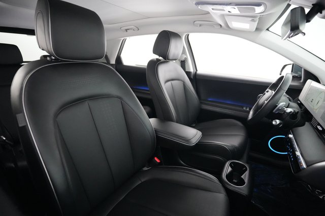 2024 Hyundai IONIQ 5 — photo 17 of 24