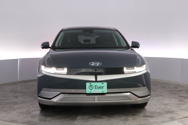 2024 Hyundai IONIQ 5 — photo 9 of 24
