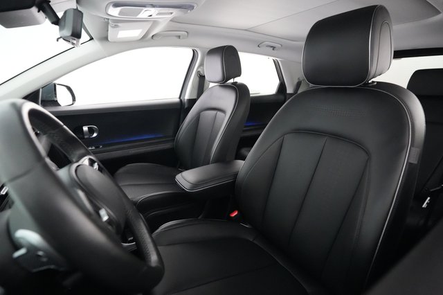 2024 Hyundai IONIQ 5 — photo 3 of 24