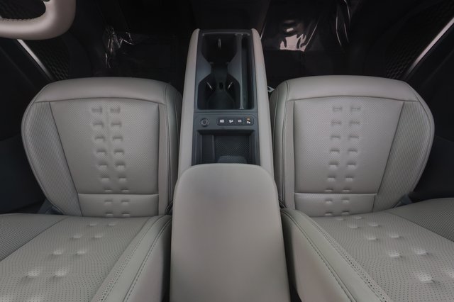 2024 Kia EV9 — photo 23 of 36