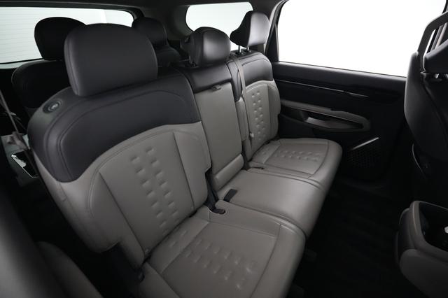 2024 Kia EV9 — photo 4 of 36