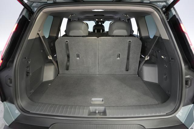 2024 Kia EV9 — photo 6 of 36
