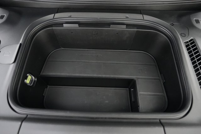 2024 Kia EV9 — photo 24 of 36