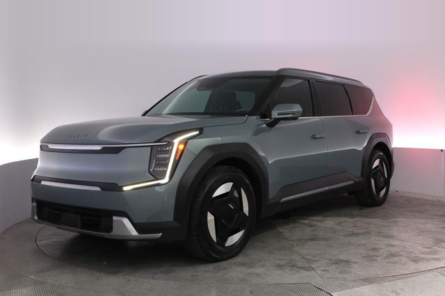 2024 Kia EV9 — VIN KNDAFFS57R6023056