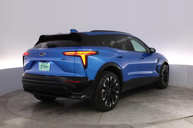 2024 Chevrolet Blazer EV — photo 2 of 24