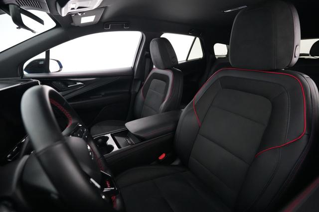2024 Chevrolet Blazer EV — photo 3 of 24