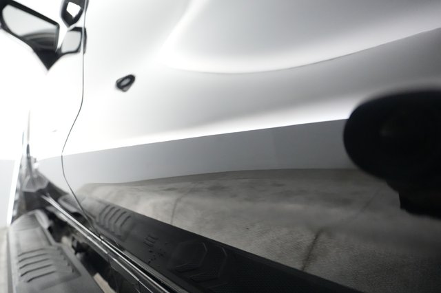 2024 Chevrolet Silverado EV — photo 15 of 17