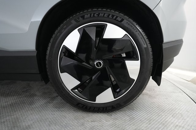 2025 Volvo EX30 — photo 7 of 21