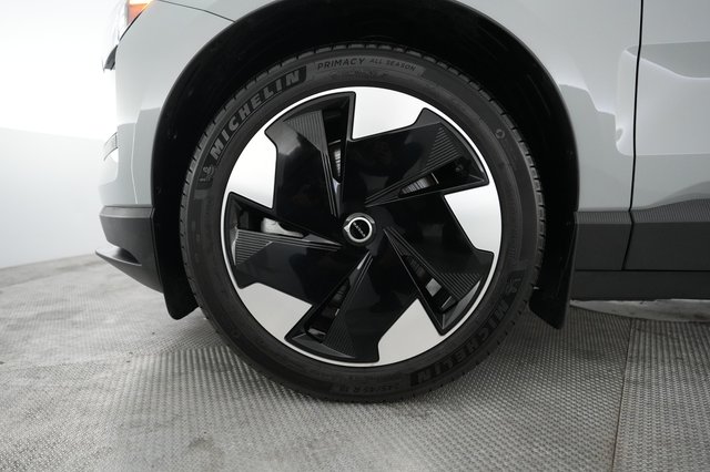 2025 Volvo EX30 — photo 15 of 21