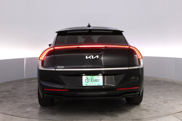 2025 Kia EV6 — photo 12 of 24