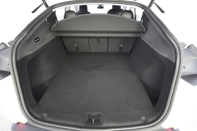 2026 Tesla Model Y — photo 6 of 25