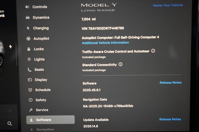 2026 Tesla Model Y — photo 5 of 21