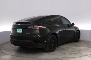 2021 Tesla Model Y — photo 2 of 21