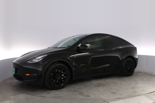2021 Tesla Model Y — photo 14 of 21