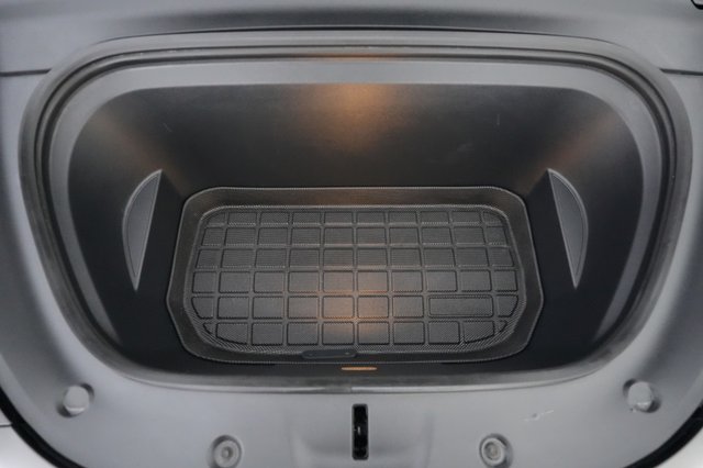 2021 Tesla Model Y — photo 20 of 21
