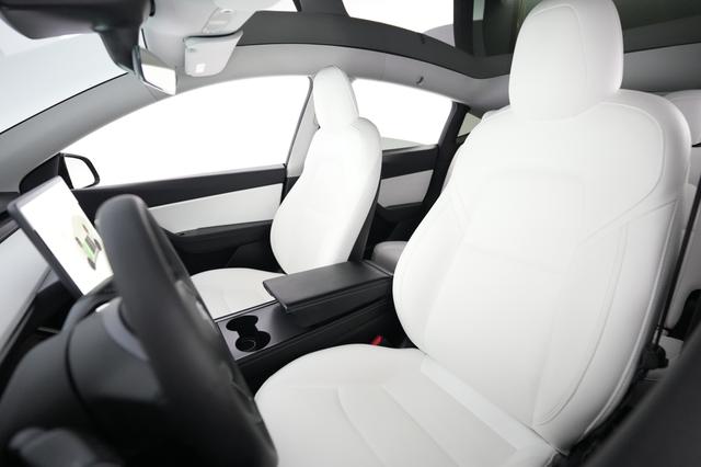 2021 Tesla Model Y — photo 3 of 21