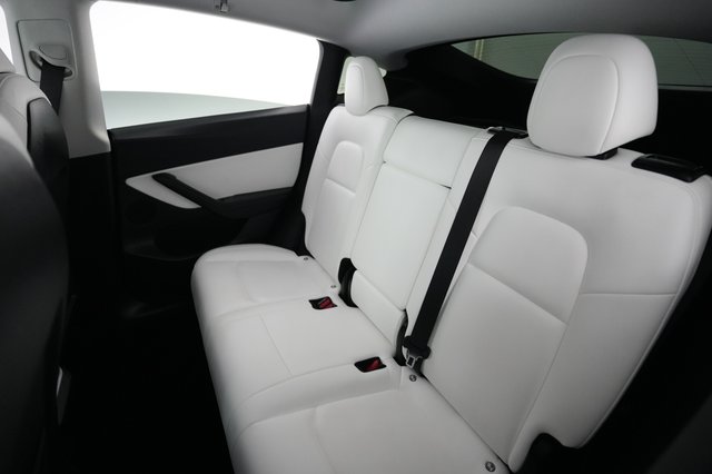 2021 Tesla Model Y — photo 19 of 21