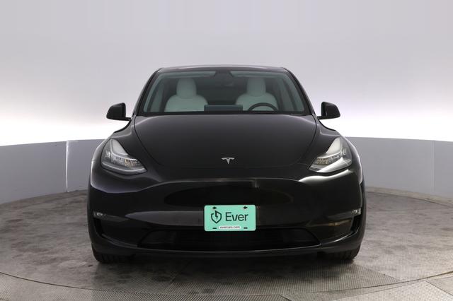 2021 Tesla Model Y — photo 9 of 21