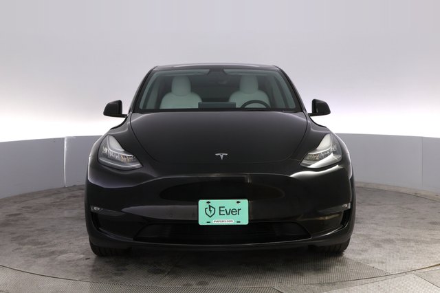 2021 Tesla Model Y — photo 9 of 21