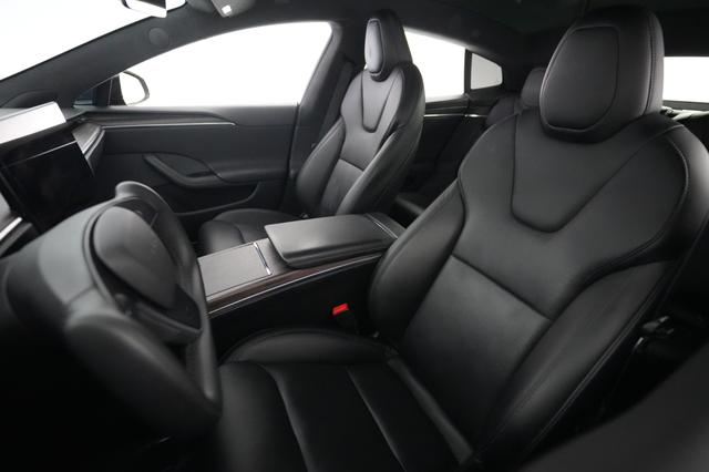 2022 Tesla Model S — photo 3 of 30