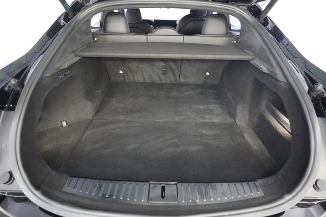 2022 Tesla Model S — photo 6 of 30