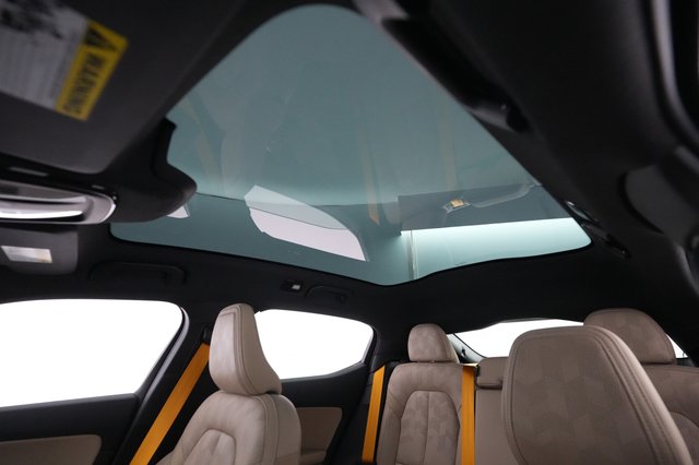 2022 Polestar 2 — photo 22 of 23
