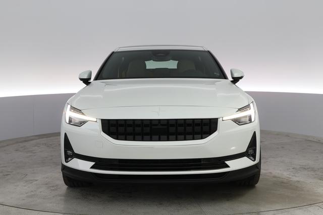 2022 Polestar 2 — photo 9 of 23