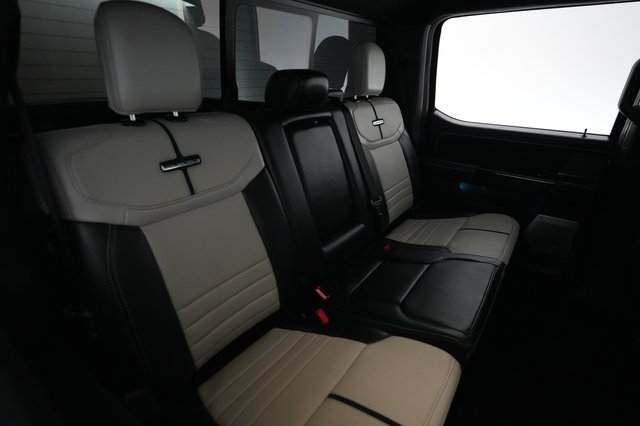 2022 Ford F-150 Lightning — photo 4 of 15